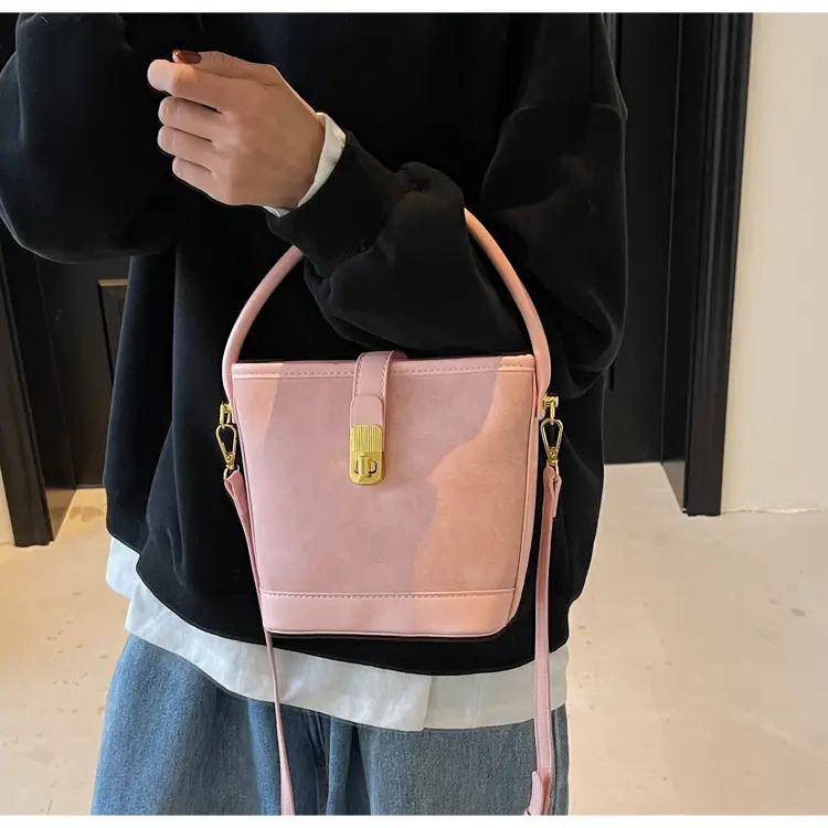 Black Crossbody Bag Women 2025 New Arrival — feature 8