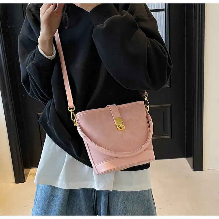Black Crossbody Bag Women 2025 New Arrival — feature 9