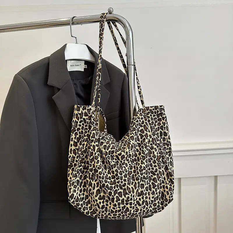 Leopard Print Women's Large Capacity Shoulder Bag — feature 16