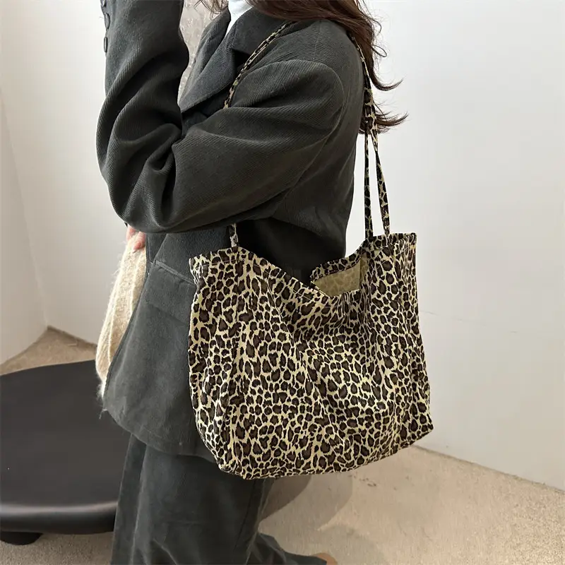 Leopard Print Women's Large Capacity Shoulder Bag — feature 22