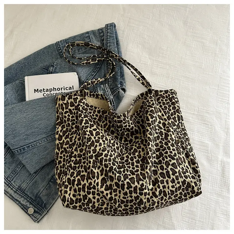 Leopard Print Women's Large Capacity Shoulder Bag — feature 9