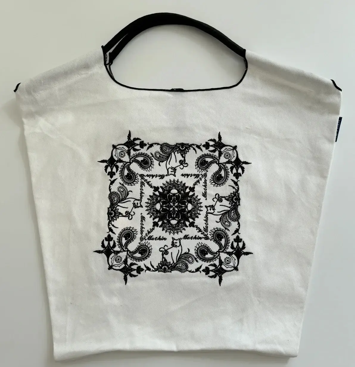 Women Embroidered Waterproof Shoulder Bag Black - Image 6