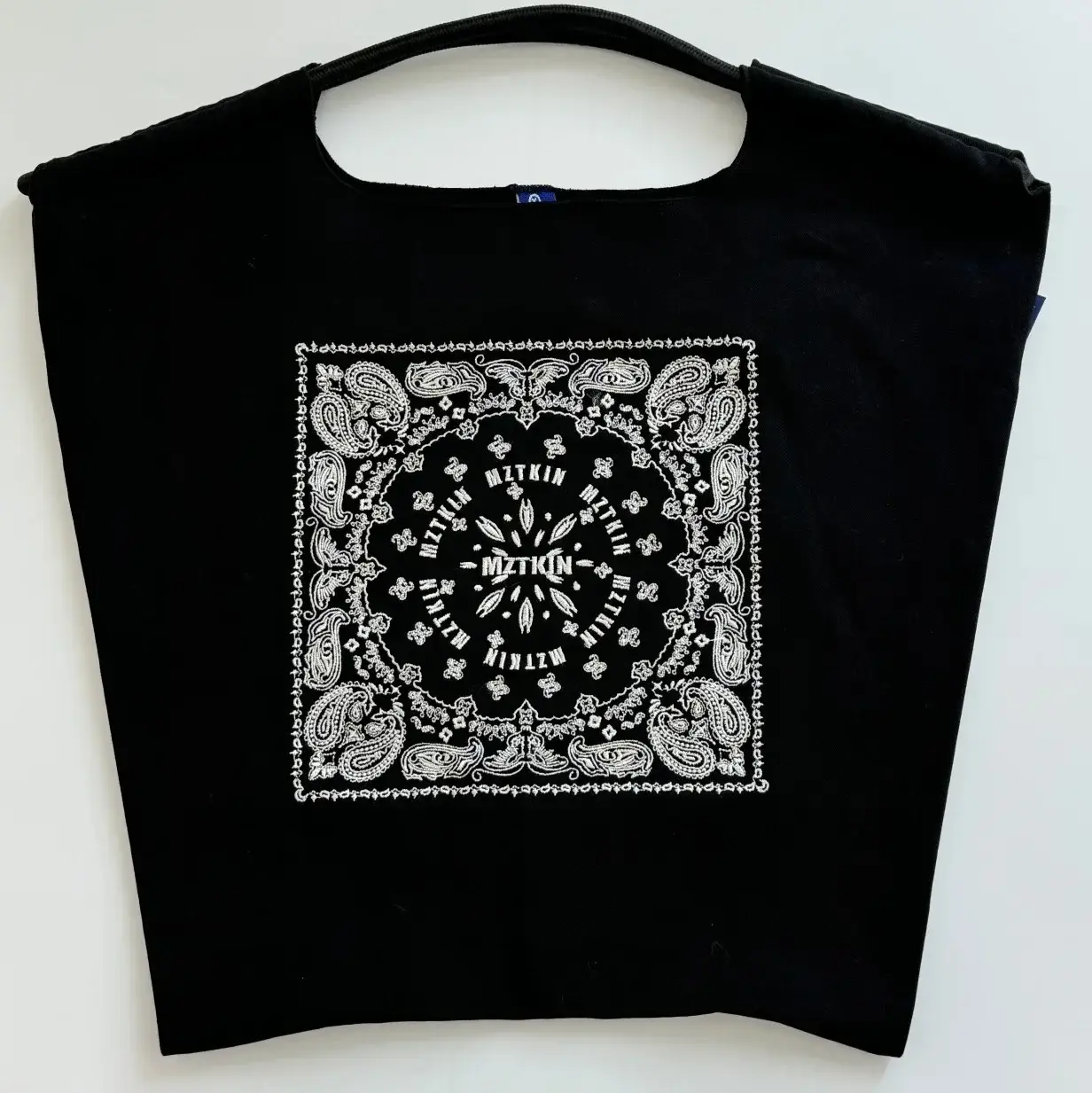 Women Embroidered Waterproof Shoulder Bag Black - Image 8