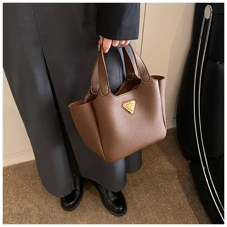 Women's Black Leather Shoulder Crossbody Bag 2025 New Arrival — feature 15
