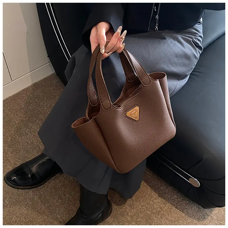 Women's Black Leather Shoulder Crossbody Bag 2025 New Arrival — feature 16
