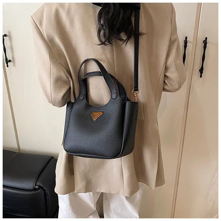 Women's Black Leather Shoulder Crossbody Bag 2025 New Arrival — feature 25
