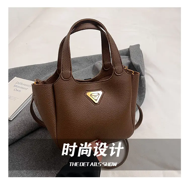 Women's Black Leather Shoulder Crossbody Bag 2025 New Arrival — feature 3