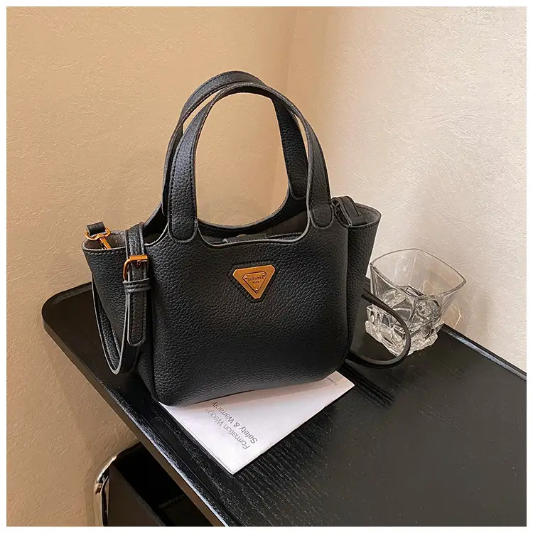 Women's Black Leather Shoulder Crossbody Bag 2025 New Arrival — feature 30