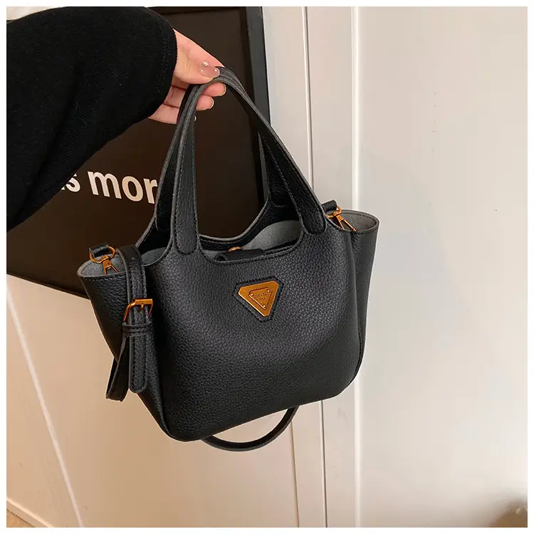 Women's Black Leather Shoulder Crossbody Bag 2025 New Arrival — feature 31