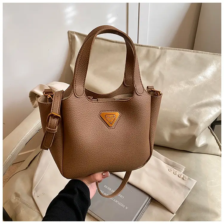 Women's Black Leather Shoulder Crossbody Bag 2025 New Arrival — feature 32