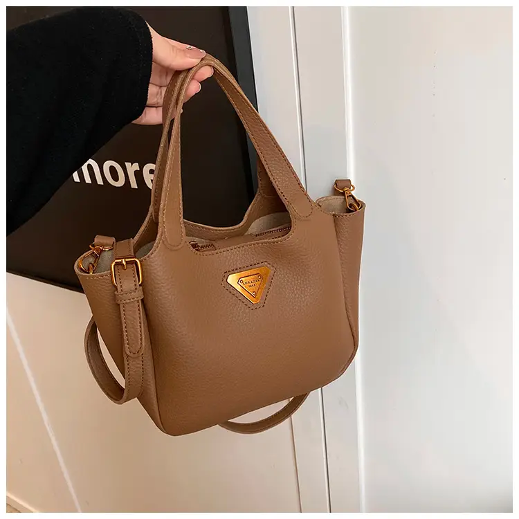 Women's Black Leather Shoulder Crossbody Bag 2025 New Arrival — feature 34