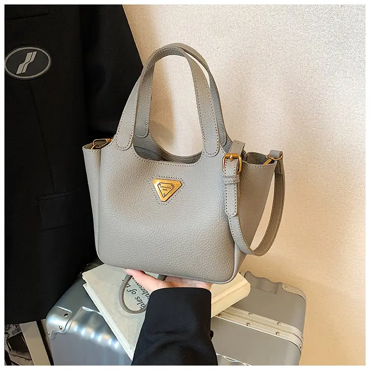 Women's Black Leather Shoulder Crossbody Bag 2025 New Arrival — feature 42
