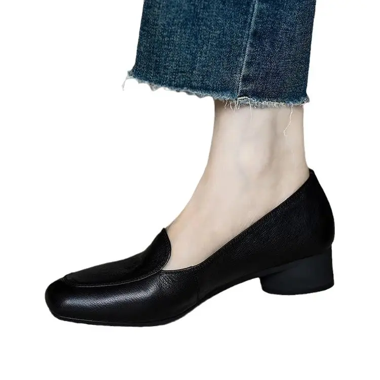 Loafers Soft Sole Mom Middle-Aged Work Shoes Leather Shoes Casual 2025 Spring New Beanie Women's Shoes Shallow Mouth Flats - Image 6