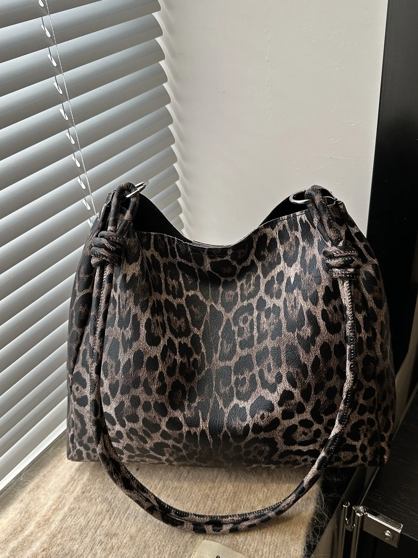 Leopard Print Women's Large Tote Bag 2025 - Image 7