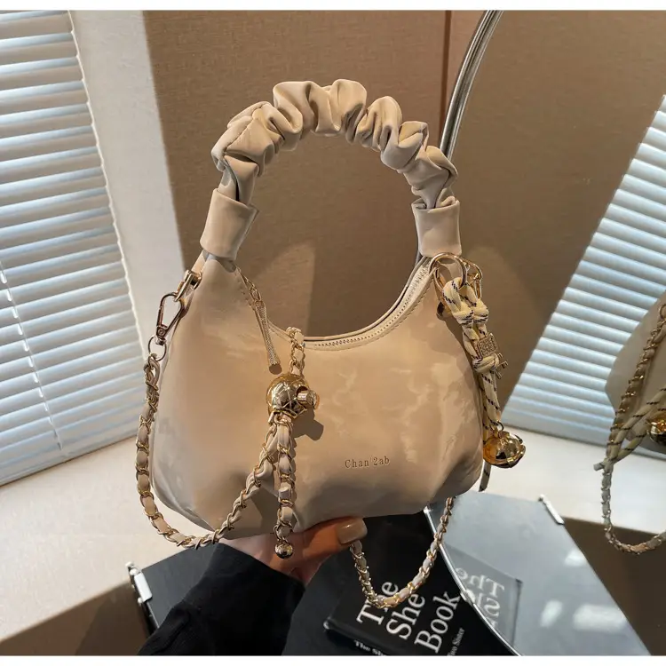 Women Pleated Shoulder Bag Beige Gold Chain 2025 — feature 22