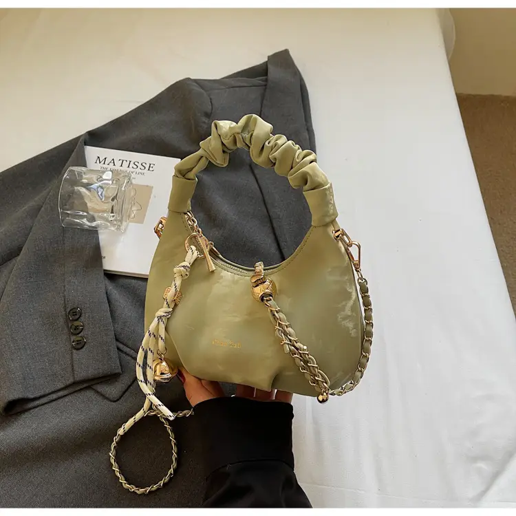 Women Pleated Shoulder Bag Beige Gold Chain 2025 — feature 26