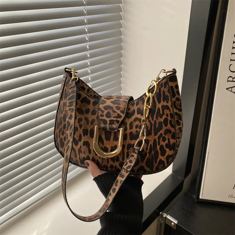 Leopard Print Large Capacity Crossbody Bag Women