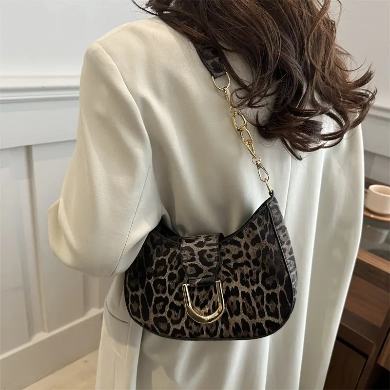 Leopard Print Large Capacity Crossbody Bag Women