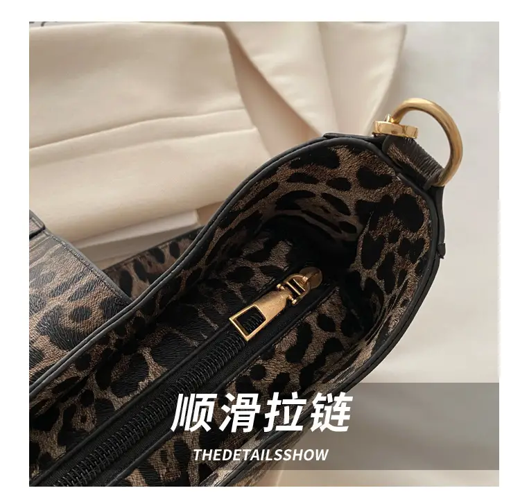 Leopard Print Large Capacity Crossbody Bag Women — feature 6