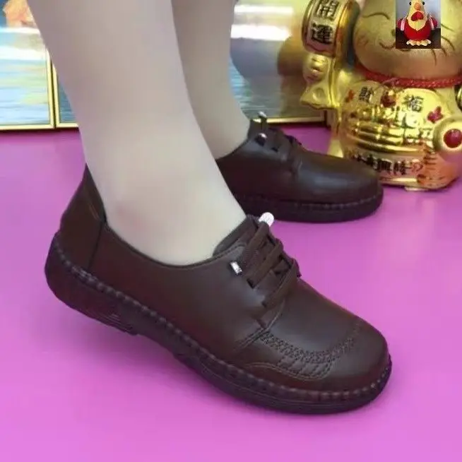 Soft Leather Single-layer Shoes 2025 Spring New Beef Tendon Soft Bottom Soft Surface Non-slip Mother All-match Middle-aged and Elderly Casual Small Leather Shoes - Image 4