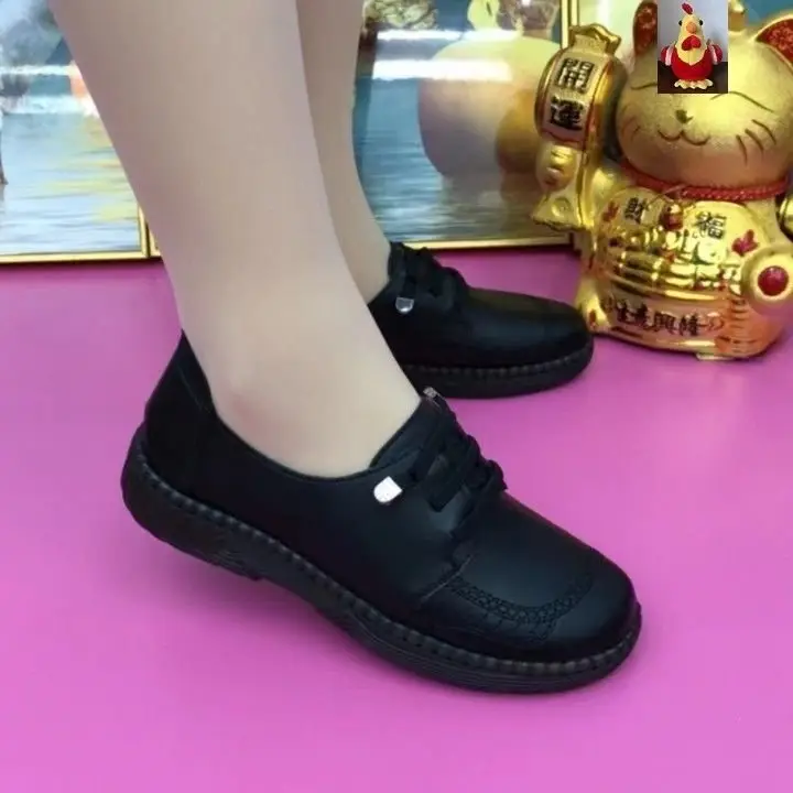 Soft Leather Single-layer Shoes 2025 Spring New Beef Tendon Soft Bottom Soft Surface Non-slip Mother All-match Middle-aged and Elderly Casual Small Leather Shoes — feature 1