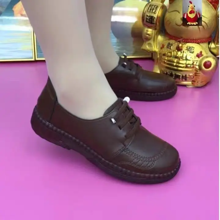 Soft Leather Single-layer Shoes 2025 Spring New Beef Tendon Soft Bottom Soft Surface Non-slip Mother All-match Middle-aged and Elderly Casual Small Leather Shoes — feature 3