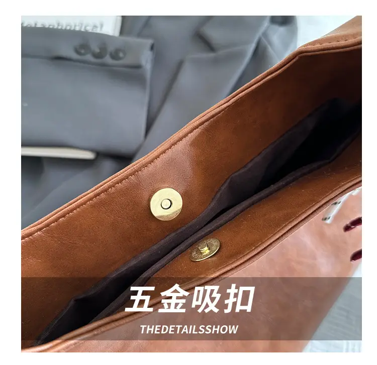 Retro Brown Large Capacity Shoulder Tote Bag — feature 6
