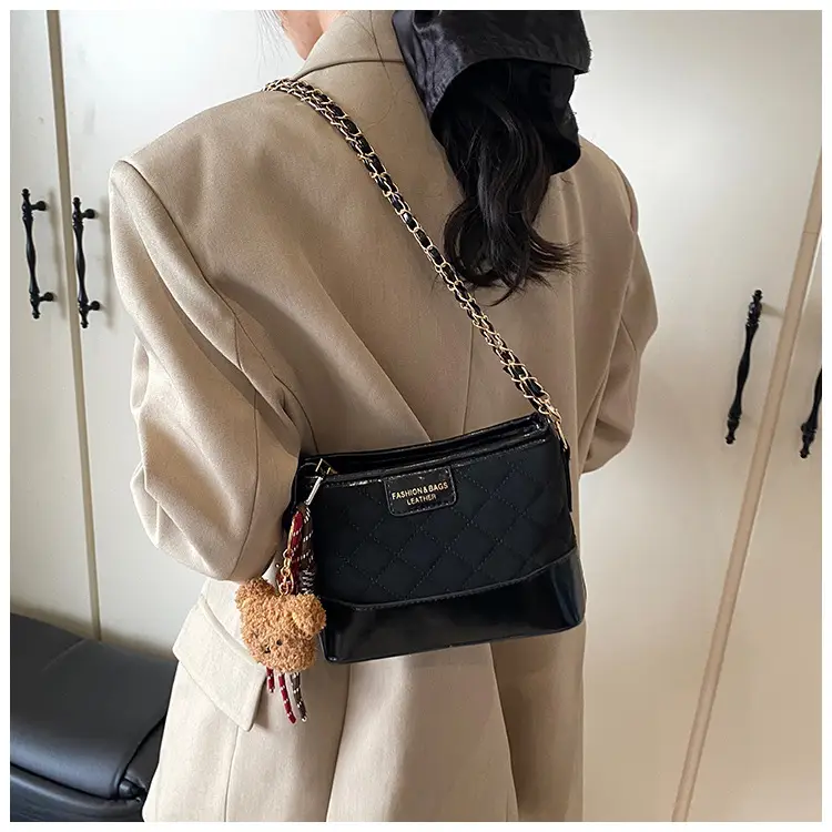 Super Fire Diamond Embroidery Black Chain Shoulder Bag Women — feature 20