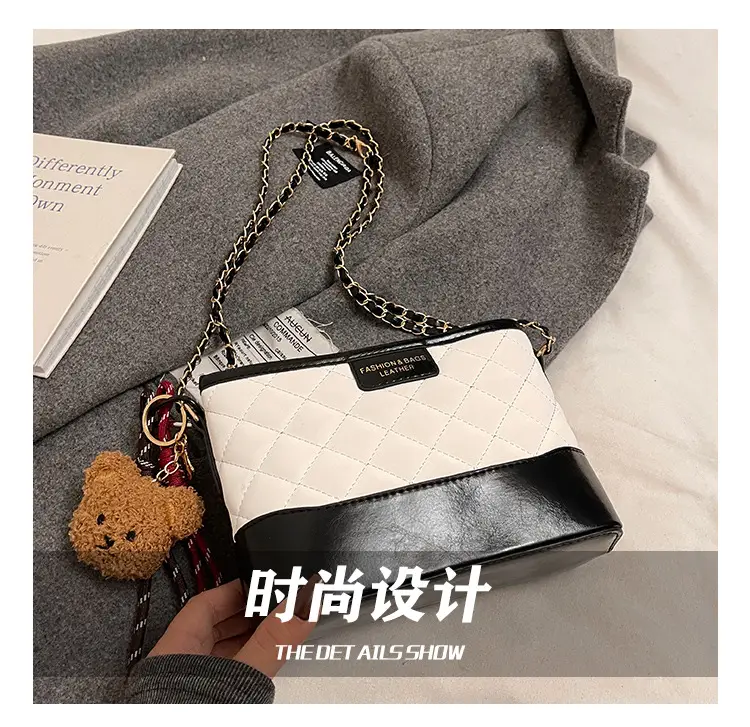 Super Fire Diamond Embroidery Black Chain Shoulder Bag Women — feature 6