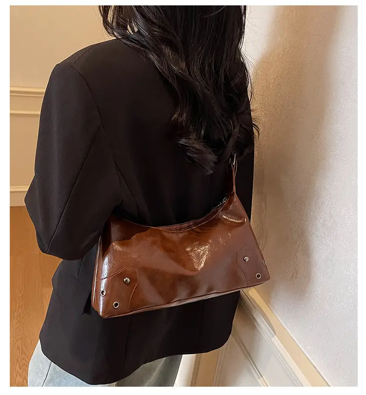 Vintage Maillard Shoulder Bag Women's Large Capacity Leather — feature 1