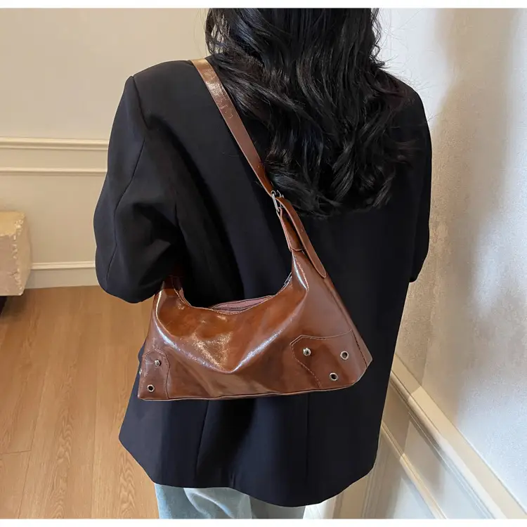 Vintage Maillard Shoulder Bag Women's Large Capacity Leather — feature 10