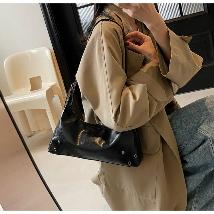Vintage Maillard Shoulder Bag Women's Large Capacity Leather — feature 17