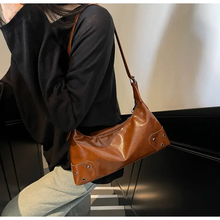 Vintage Maillard Shoulder Bag Women's Large Capacity Leather — feature 24