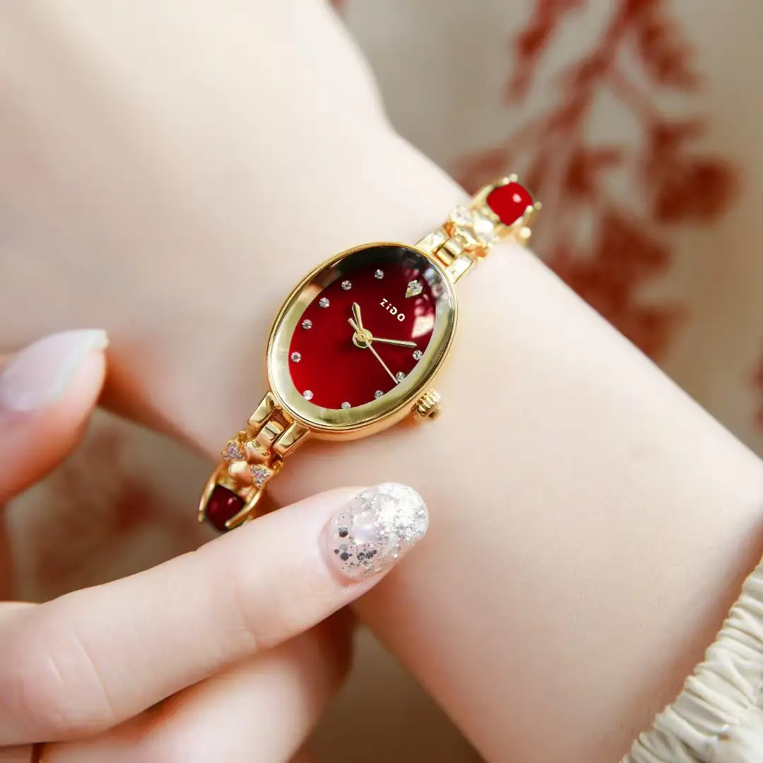 Elegant Green Quartz Ladies Watch with Diamond Strap - Image 3