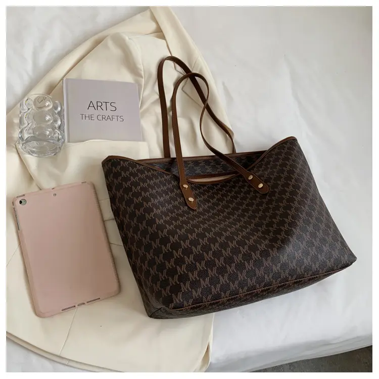 High-End Printed Leather Tote Bag Brown Cross-Border New — feature 5