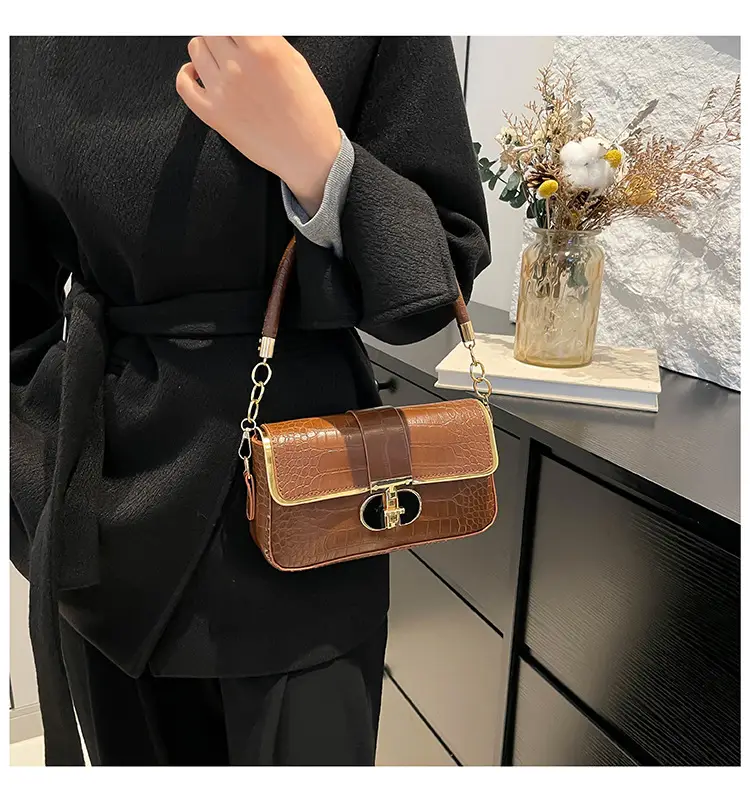 Red Korean Style Crossbody Bag for Women — feature 14