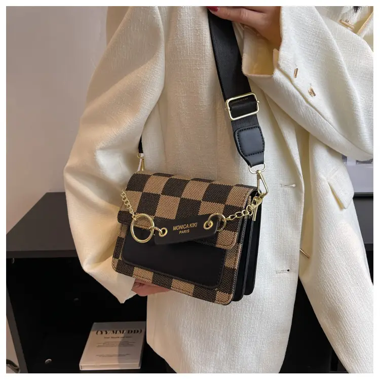 Cross-Border Retro Checkerboard Crossbody Bag for Women — feature 12