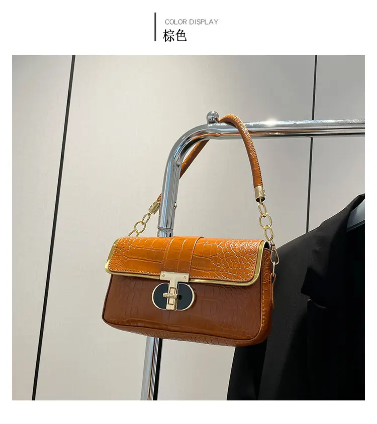 White Korean Style Women's Shoulder Bag with Gold Chain — feature 32