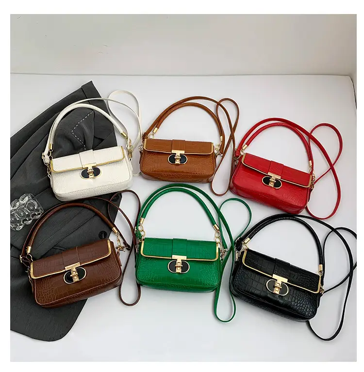 White Korean Style Women's Shoulder Bag with Gold Chain — feature 9