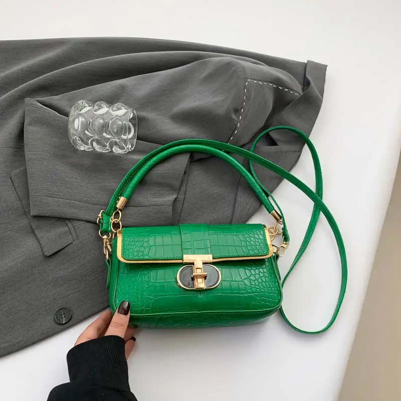 White Korean Style Women's Shoulder Bag with Gold Chain - Image 6