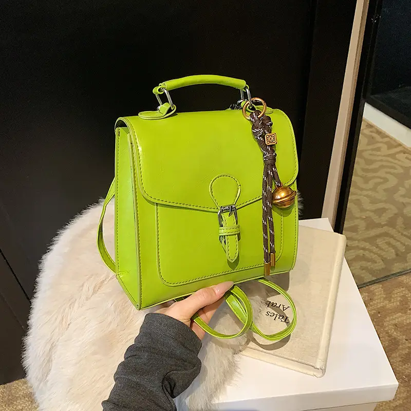 2025 New Fashion Oil Wax Leather Large Capacity Tote Bag - Image 14