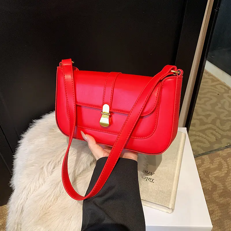 Elegant One-Shoulder Leather Handbag for Women - Image 8