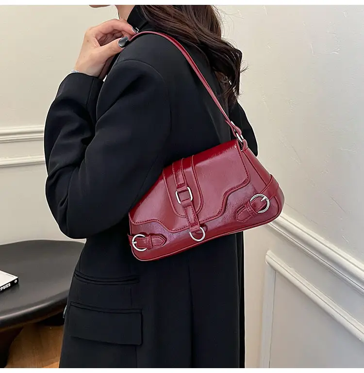Black Crossbody Shoulder Bag for Women 2025 — feature 13