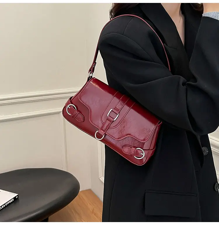 Black Crossbody Shoulder Bag for Women 2025 — feature 14