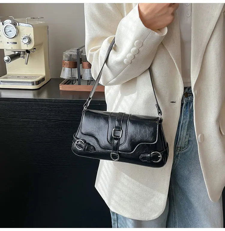 Black Crossbody Shoulder Bag for Women 2025 — feature 19