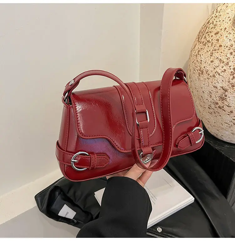 Black Crossbody Shoulder Bag for Women 2025 — feature 27