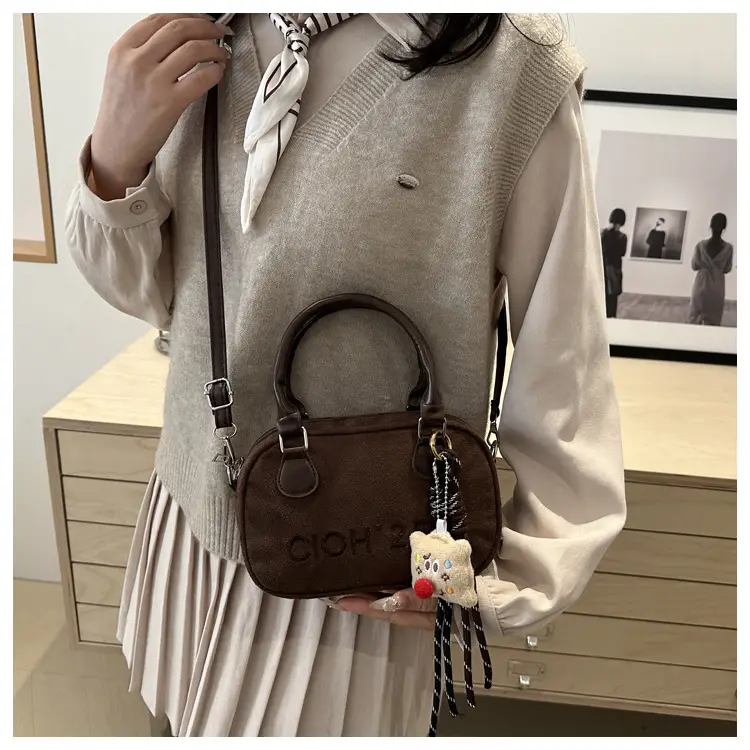 American Retro Hand Bowling Bag 2025 New Arrival — feature 22