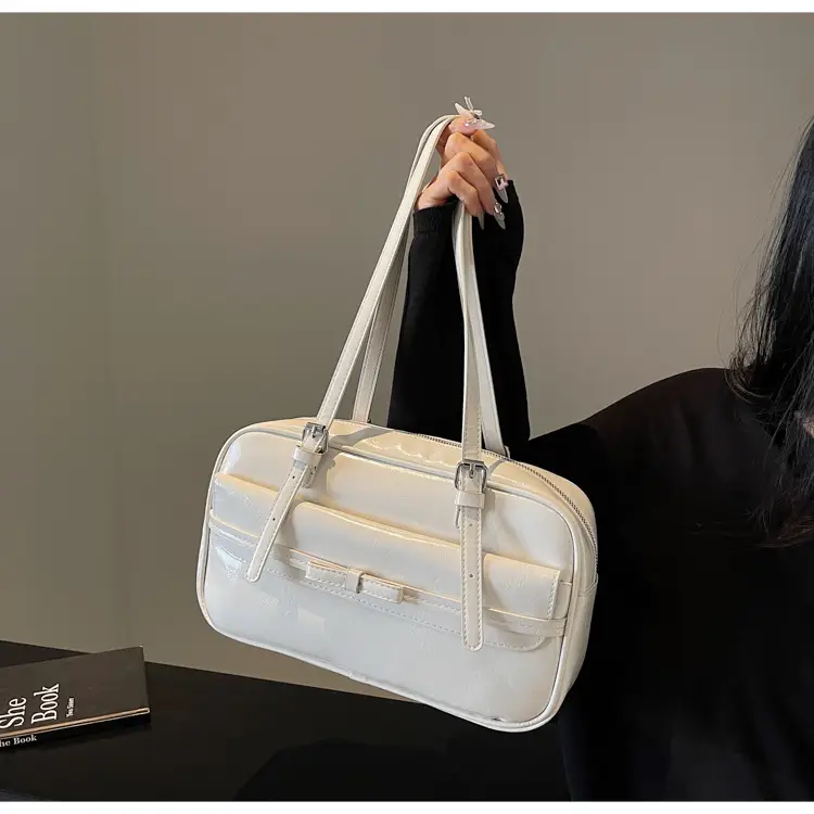 Women's Maillard Retro Armpit Bag White Square Design — feature 10