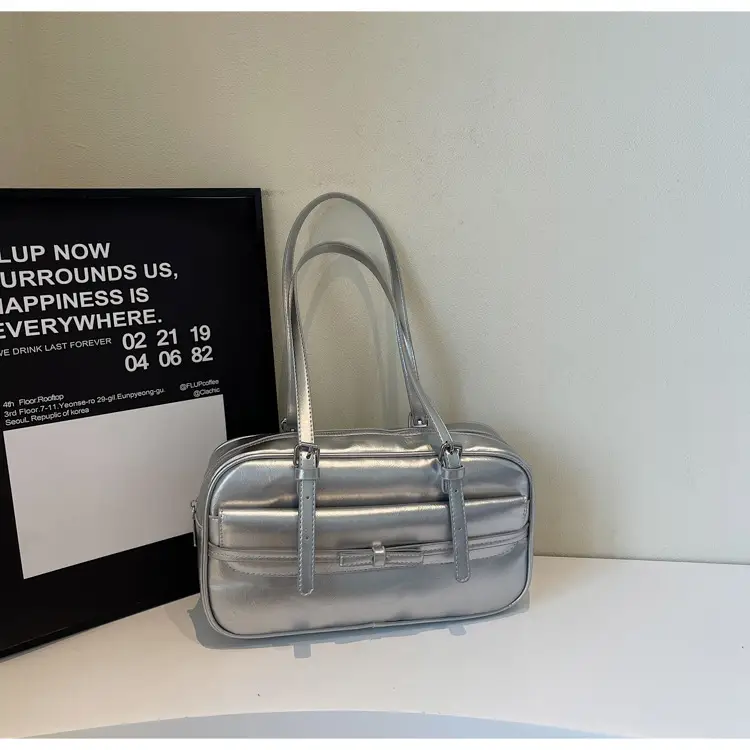 Women's Maillard Retro Armpit Bag White Square Design — feature 18