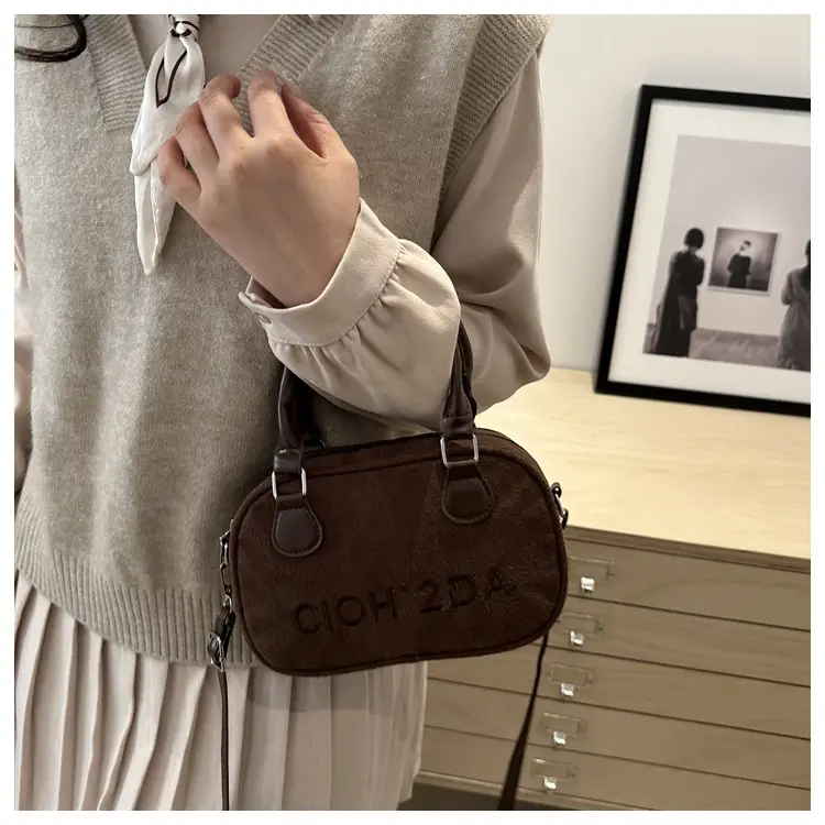 Vintage Women's Shoulder Bag 2025 Spring Contrast Color — feature 20